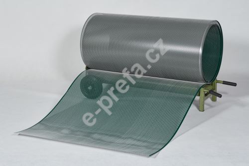 PREFA děrovaný hliníkový plech ve svitku 0,70 x 1000 mm, Světle šedá/Mechově zelená